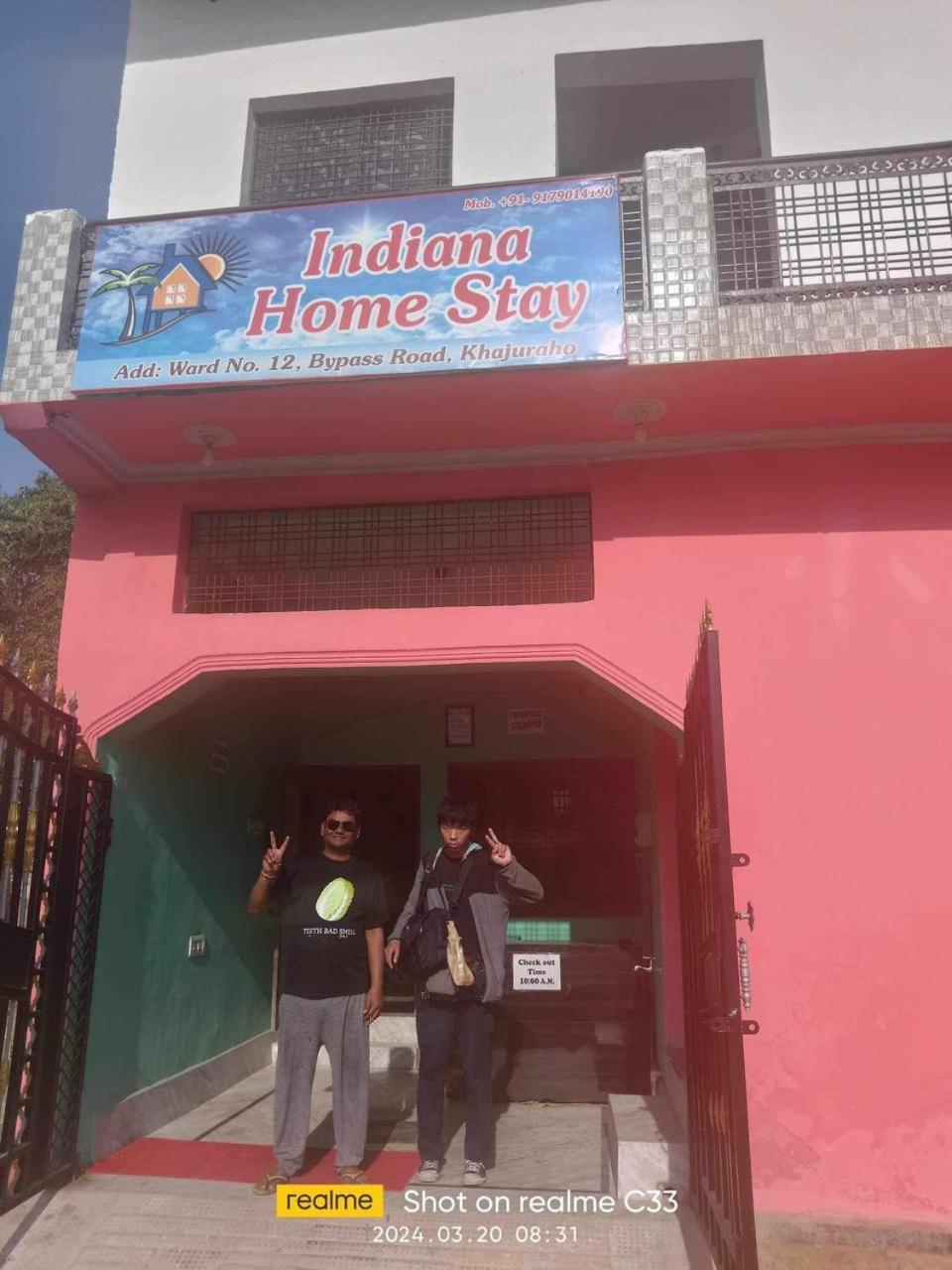 Indiana Home Stay ขชุราโห ภายนอก รูปภาพ